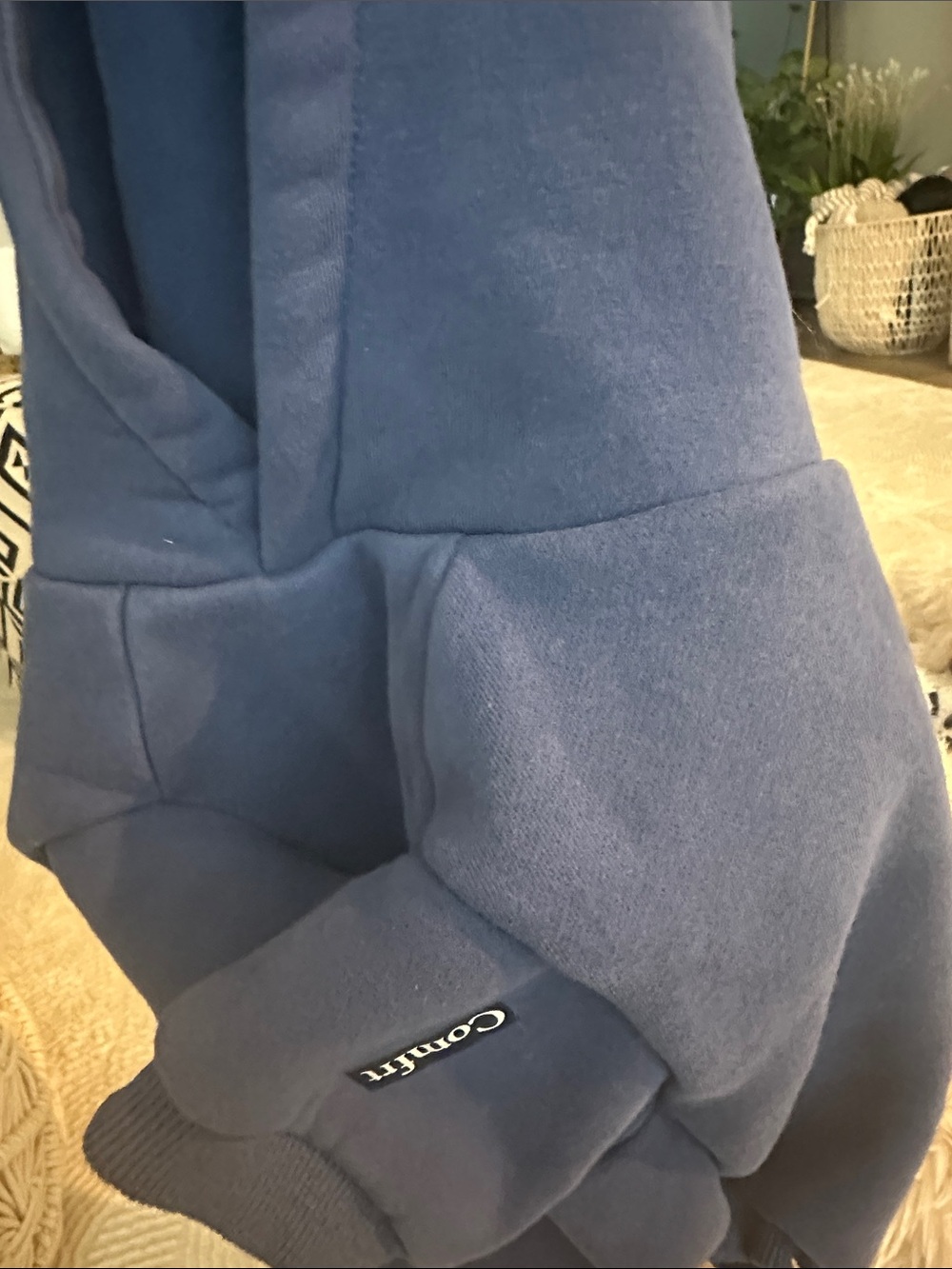 Blue Dog Hoodie Sweatshirt - Comfortable Pullover for Pets - Comfrt Size Large - Picture 10 of 11